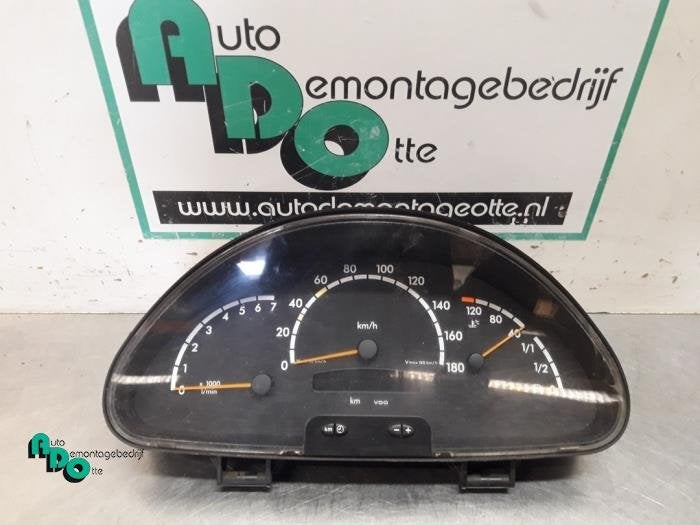 Instrument de bord d'un Mercedes Sprinter (Sprinter 95-), 3 mois de garantie, Utilisé, -, -