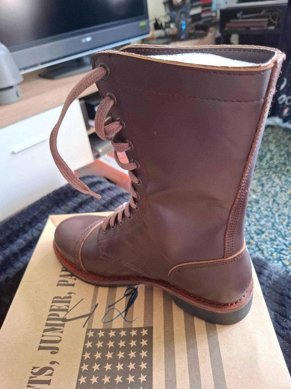 Nieuwe replica springschoenen originele doos maat 8, Verzamelen, Militaria | Algemeen, Ophalen of Verzenden