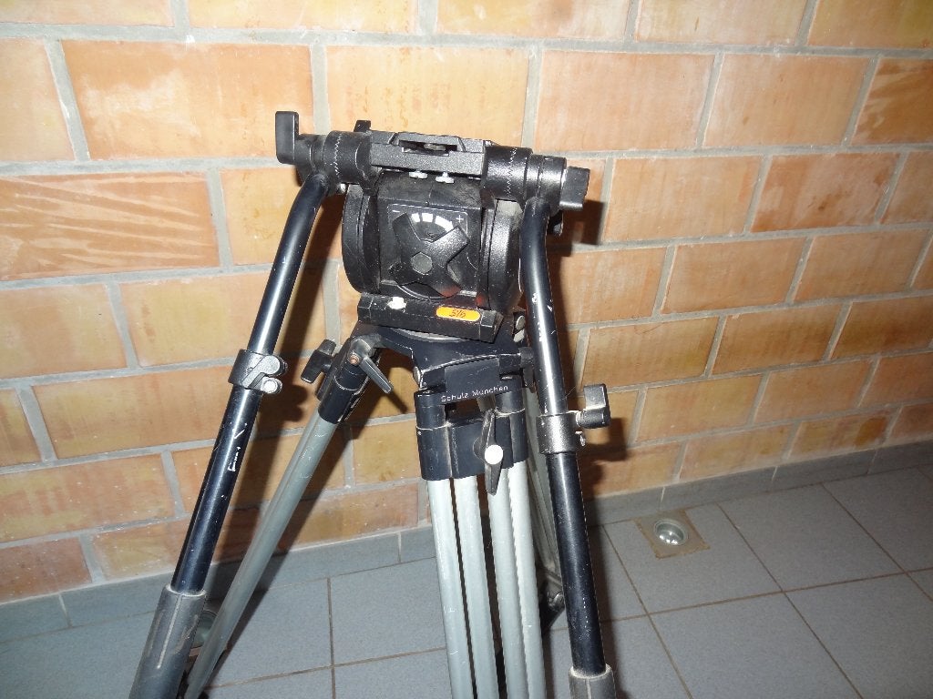 CAMERA STATIEF (BROADCAST..), Audio, Tv en Foto, Fotografie | Statieven en Balhoofden, Ophalen, Manfrotto, 125 tot 150 cm, Statiefkop