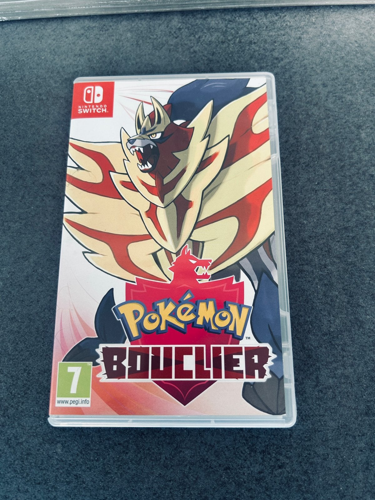 Pokemon bouclier switch, Consoles de jeu & Jeux vidéo, Jeux | Nintendo Switch, Enlèvement ou Envoi, Comme neuf