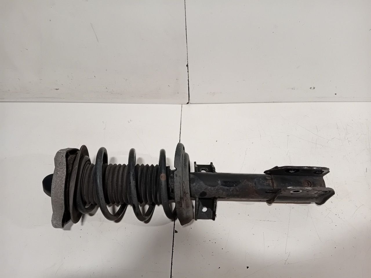 Veerpoot rechts voor Mercedes-Benz GLK, Onderdelen@venauto.nl, Van der Ven Autorecycling B.V., Ettenseweg 76, 4706 PB Roosendaal, The Netherlands