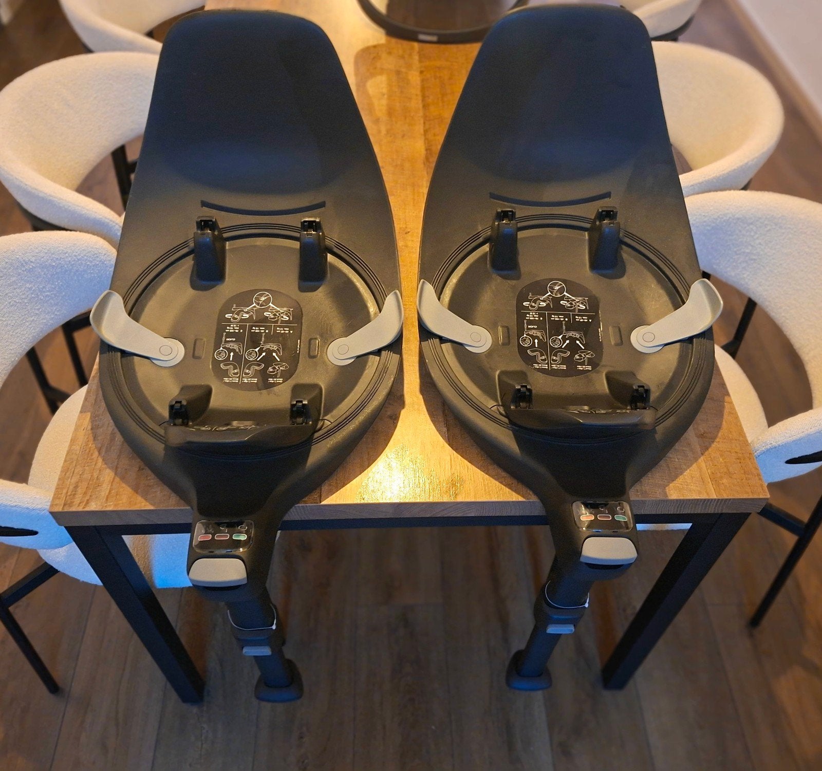 Cybex Base T - ISOFIX Basis– 360 draaibaar – Zeer goede sta, Enfants & Bébés, Enlèvement, Comme neuf, Autres marques, Isofix
