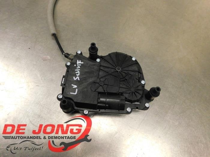 Schuifdeur motor links van een Volkswagen Multivan T7, Gebruikt, -, Volkswagen, -