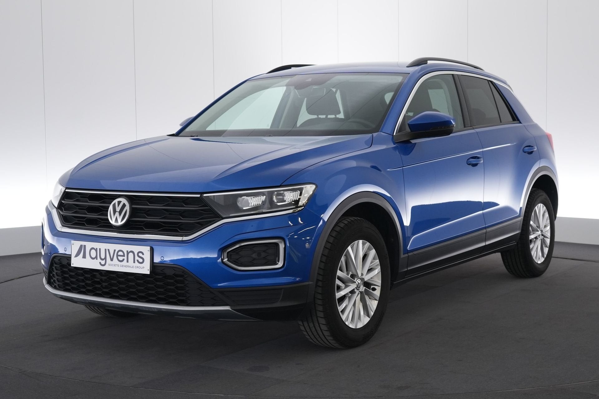 (1XHT051A) VOLKSWAGEN T-ROC, Auto's, Volkswagen, Voorwielaandrijving, Stof, Gebruikt, Euro 6