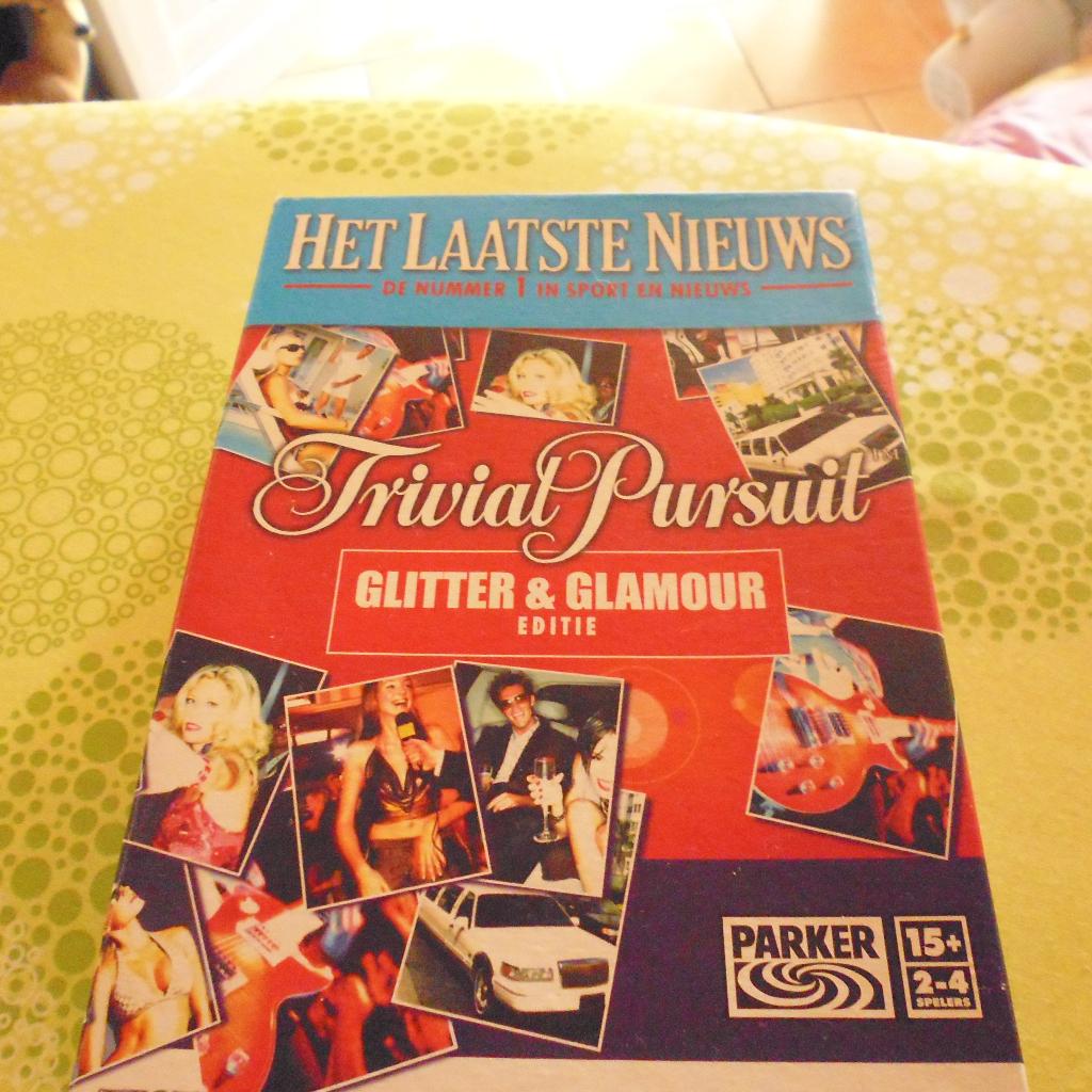 trivial pursuit spel, Ophalen of Verzenden
