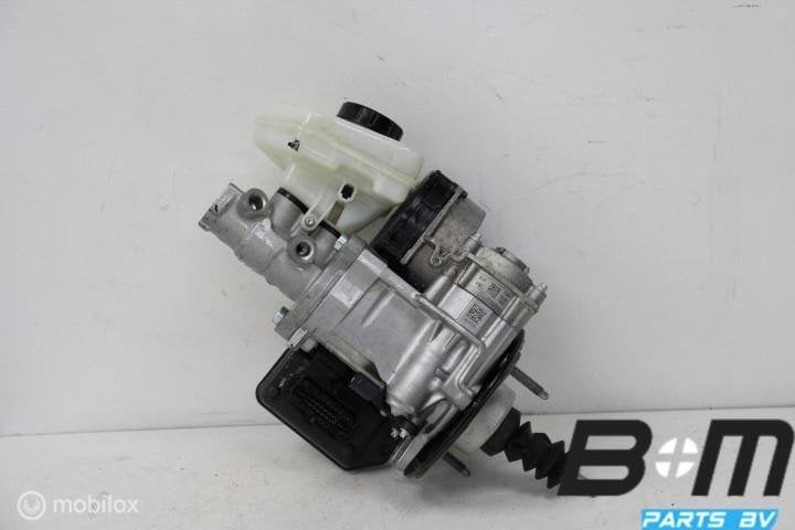 Rembekrachtiger Porsche Panamera 4 971614106B, Utilisé