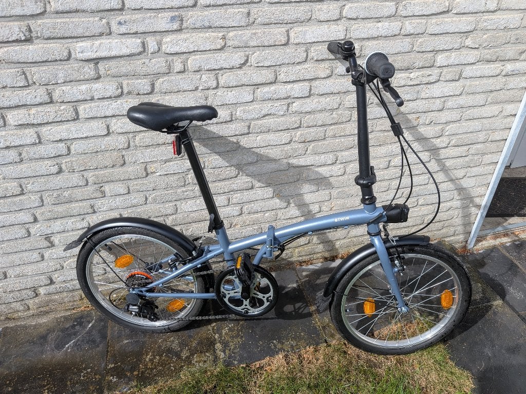 VOUWFIETS BTWIN, met nog 1 jaar garantie, Fietsen en Brommers, Fietsen | Vouwfietsen, Velgrem, Versnellingen, Zo goed als nieuw