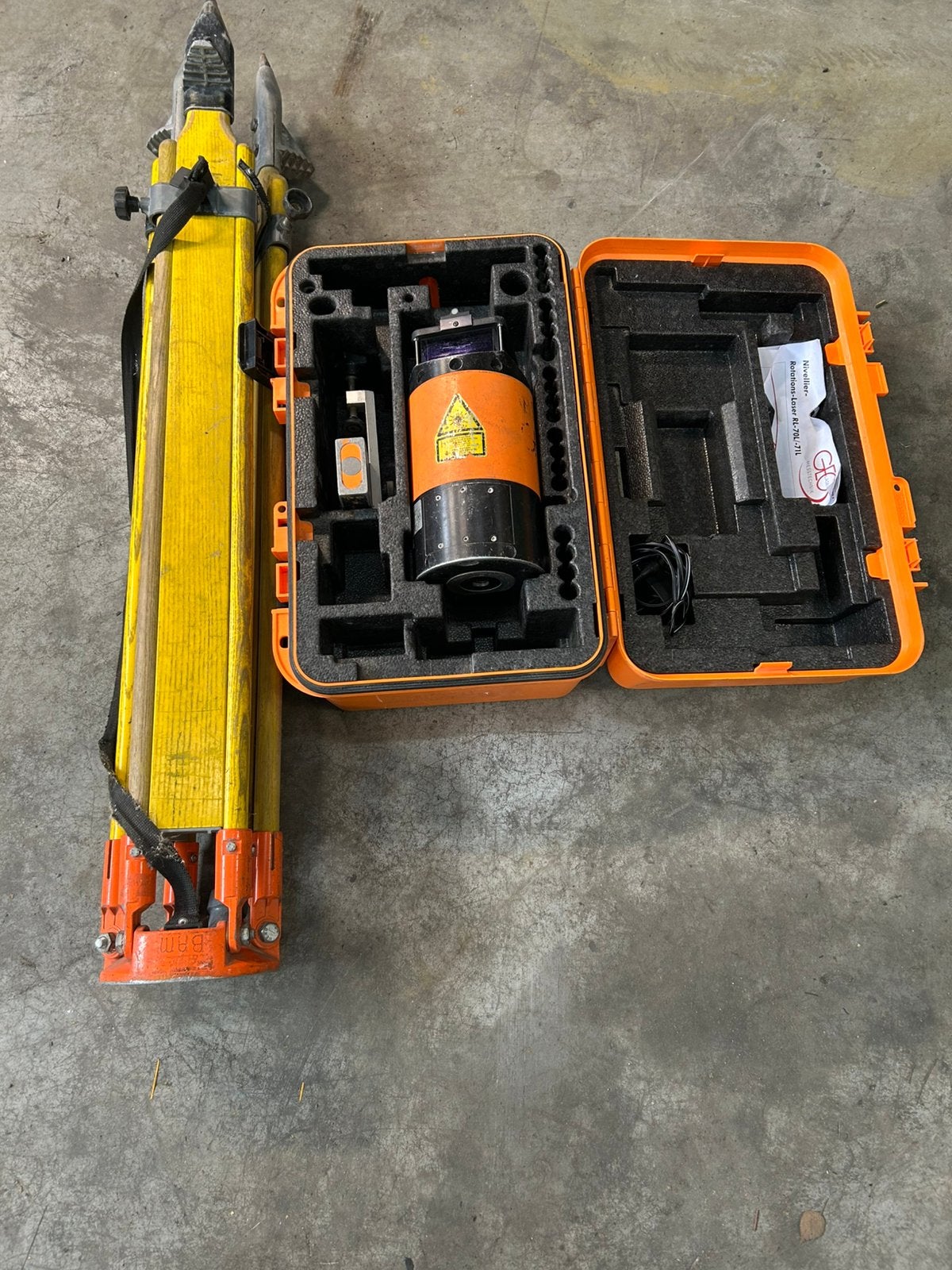 Geo RL-71L laser bouwlaser rotatie-laser, Bricolage & Construction, Enlèvement, Comme neuf
