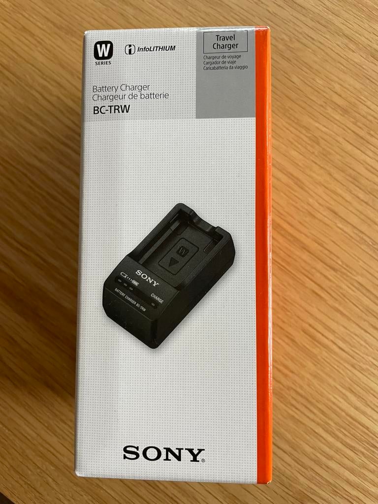 Sony Battery Charger BC-TRw voor camera, Audio, Tv en Foto, Fotografie | Accu's en Batterijen, Ophalen, Zo goed als nieuw
