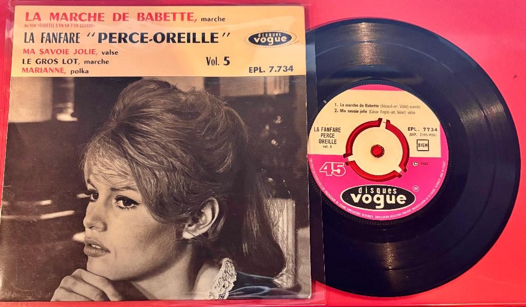 La marche de Babette Brigitte Bardot, CD & DVD, Vinyles Singles, Enlèvement ou Envoi, Utilisé, Musique de films et Bande son, 7 pouces