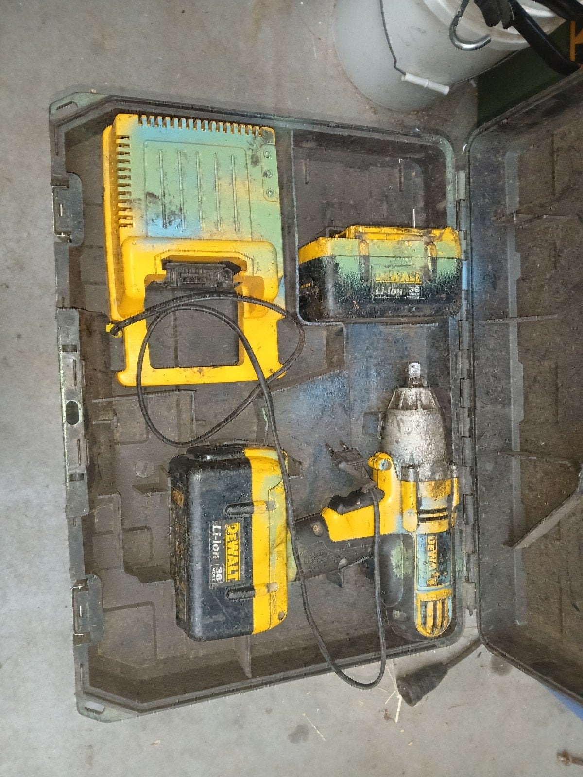 slagmoersleutel dewalt 36 v, Ophalen, Gebruikt