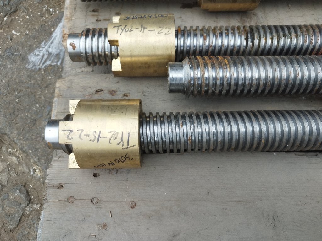 Trapezium draadstang Dia 50 mm - 100 of 70 cm lang, 500 tot 1000 mm, Ophalen of Verzenden, Zo goed als nieuw, Onderdeel