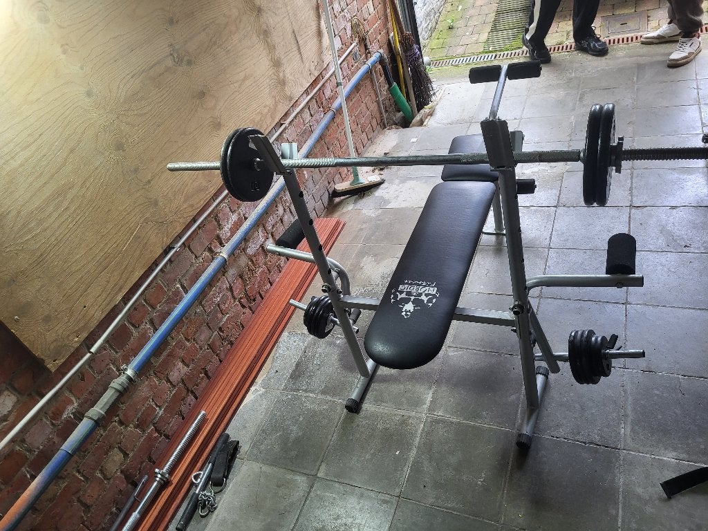 Salle de musculation a domicile, Sports & Fitness, Enlèvement, Utilisé, Bras, Couché