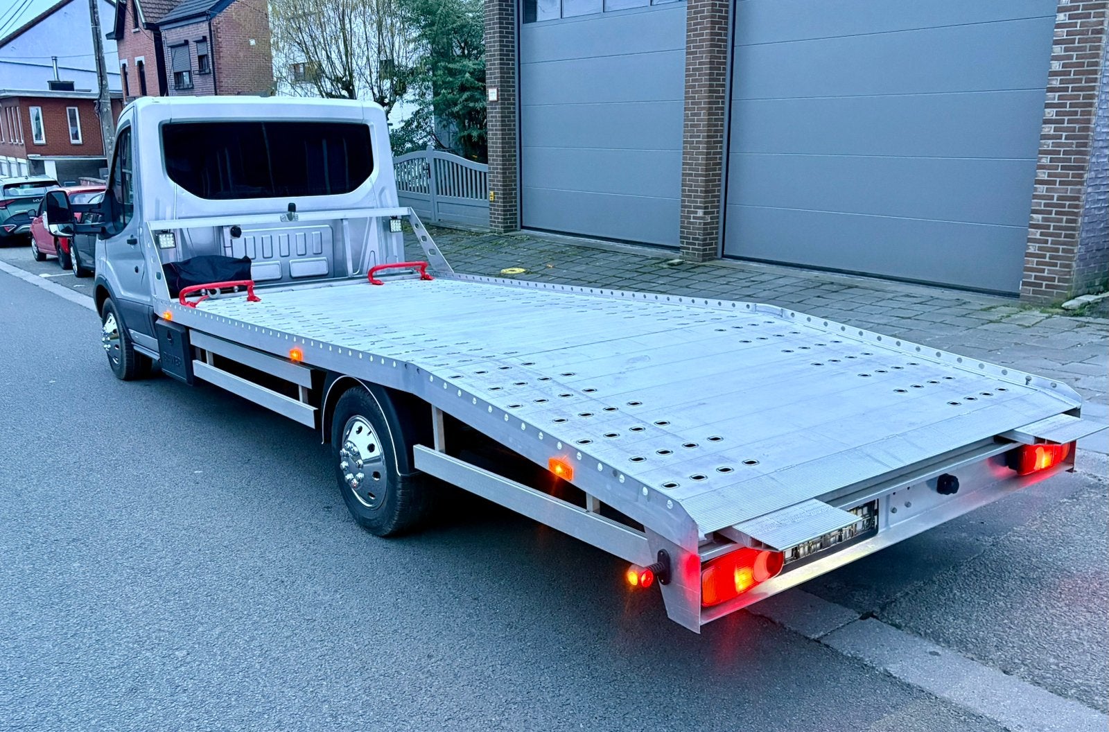 DEPANNEUSE FORD TRANSIT 2.2TDCI/2016/CLIM/FULL ALU/CT OK, Autos, Camionnettes & Utilitaires, Achat, 3 places, Noir, Diesel