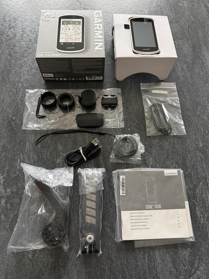 Garmin Edge 1030 Bundle, Ophalen of Verzenden, Zo goed als nieuw
