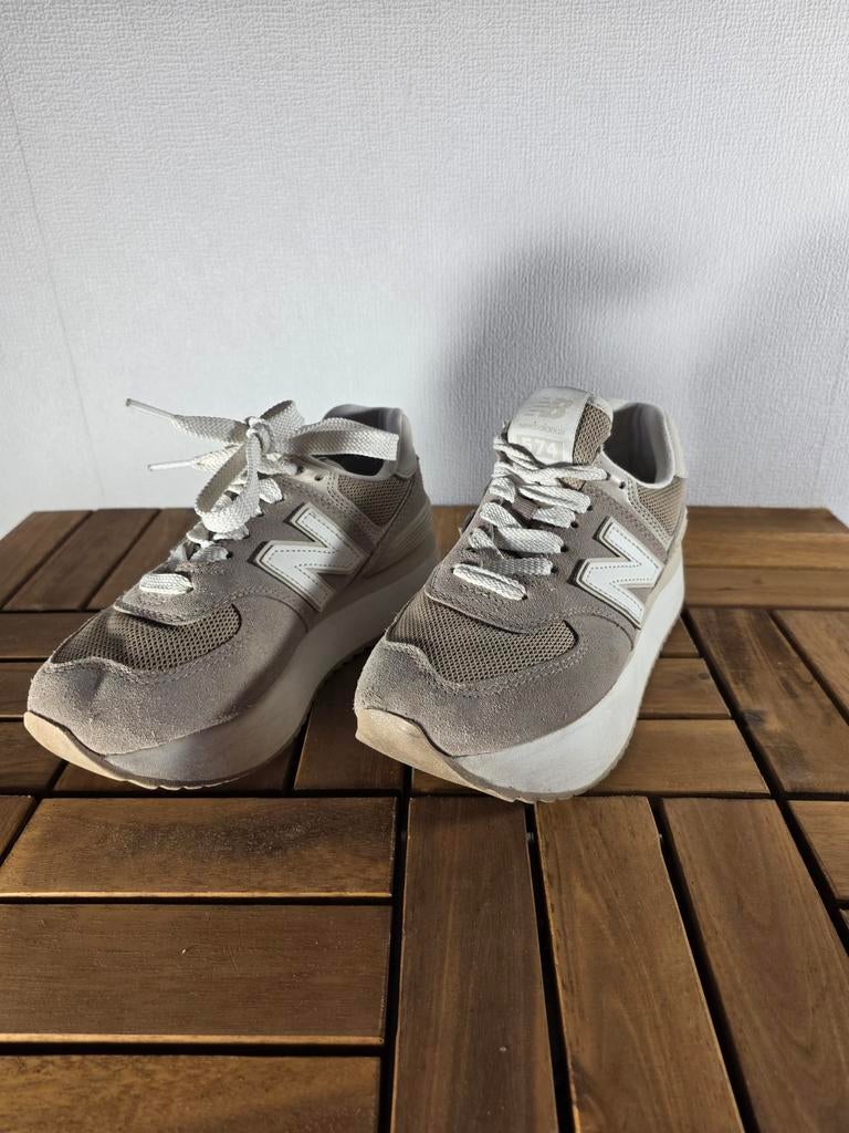 Plateforme New Balance 574+ WL574ZSM gris/beige | Taille 37, Enlèvement ou Envoi, Beige, Sneakers et Baskets