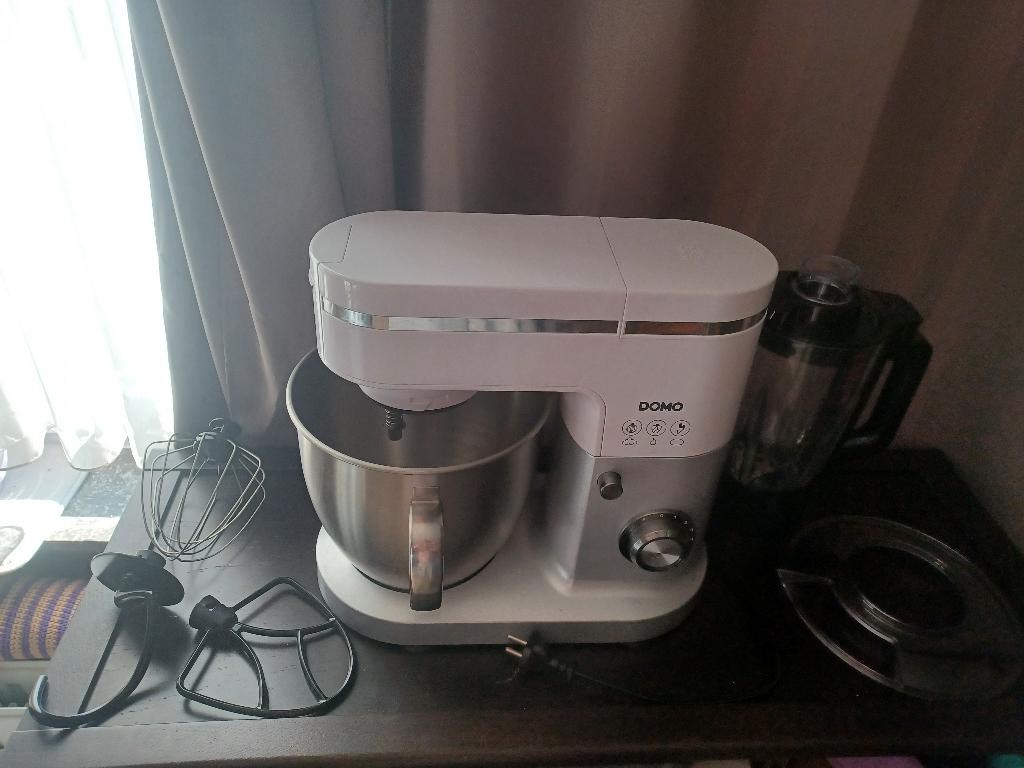Domo DO9231KR Keukenrobot, Elektronische apparatuur, Keukenmixers, Ophalen of Verzenden, Zo goed als nieuw