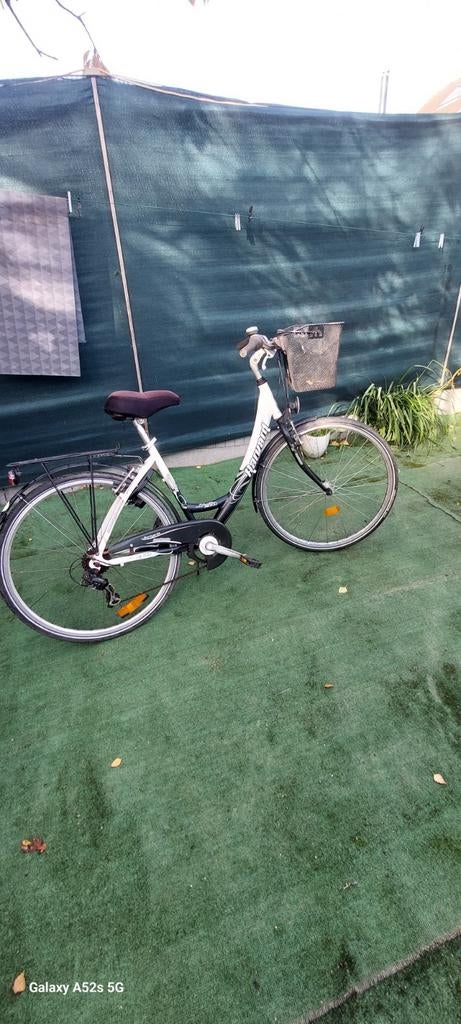 Damesfiets meisjesfiets 28 inch, Fietsen en Brommers, Ophalen
