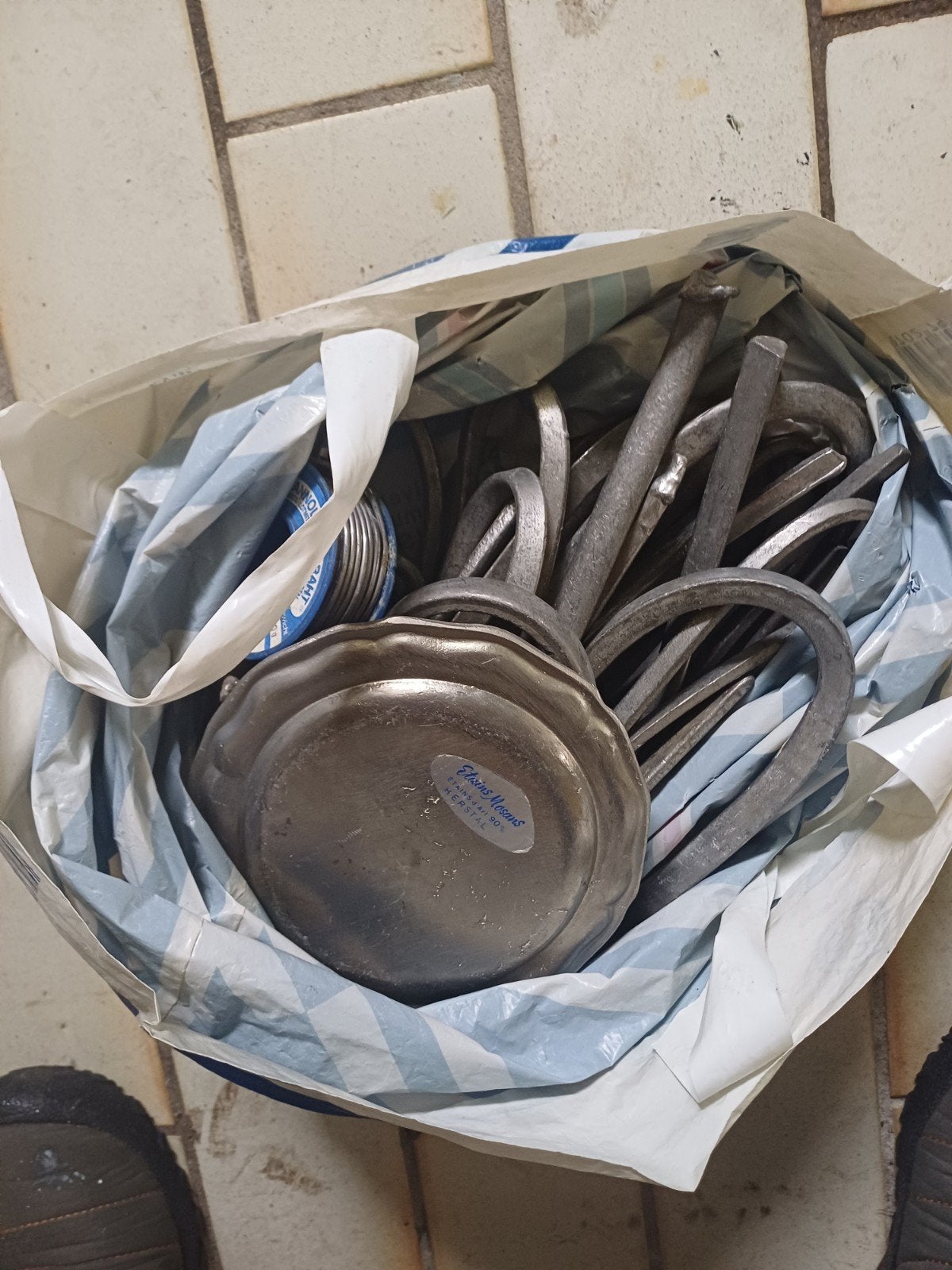 L,etain 5kg et Remorque bagage