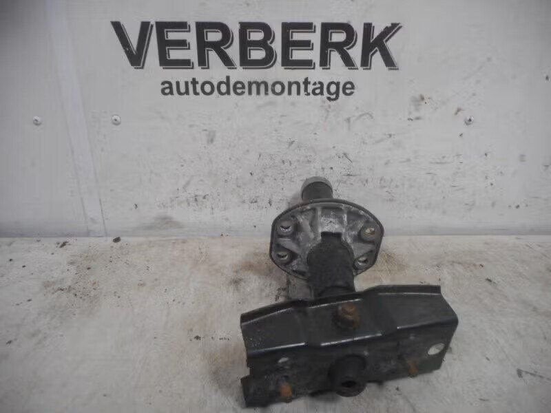 BUMPER SCHOKDEMPER VOOR 3 serie (E36 / 4) (51.11-8119258), Gebruikt, Ophalen of Verzenden, Petuelring 130 80809 München, DE, BMW
