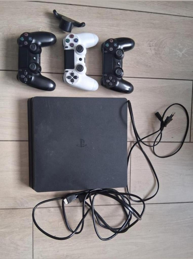 Ps4 slim avec 3 manette et 1 palette, Neuf, Avec disque dur, Avec 3 manettes ou plus, Enlèvement
