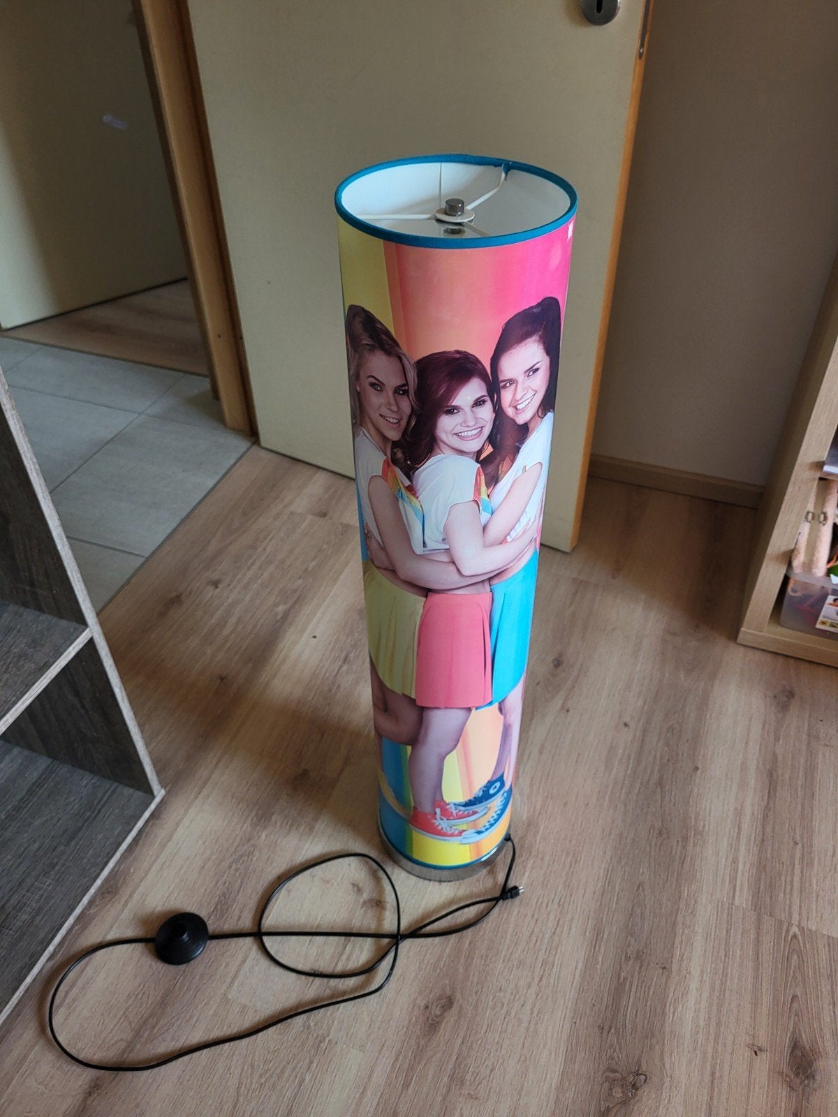 gratis k3 staande lamp, Ophalen