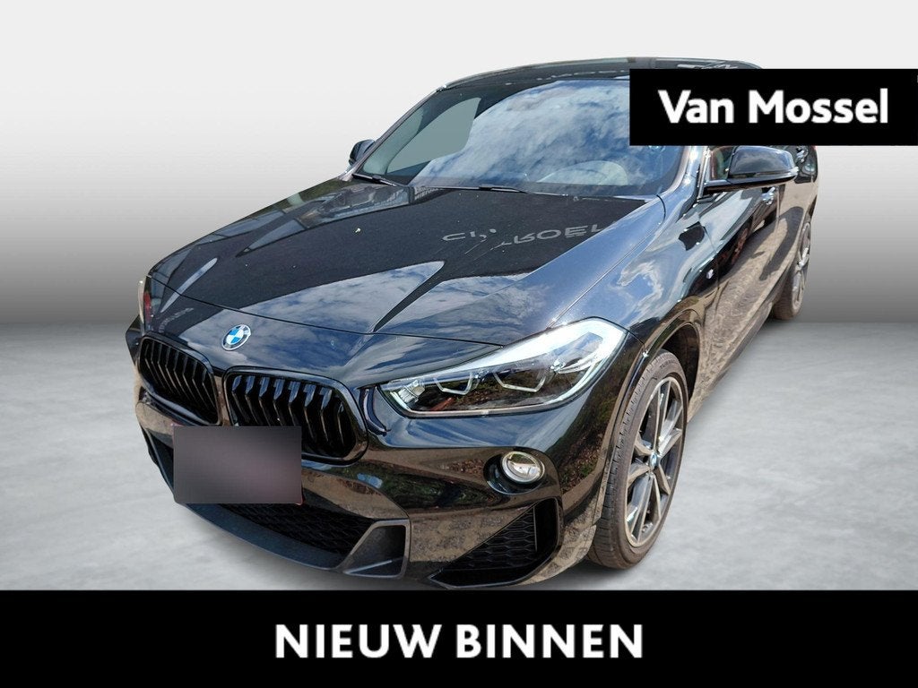 BMW X2 sDrive18i M-Pakket 100kW DCT, Auto's, Gebruikt, Zwart, Zwart, Bedrijf