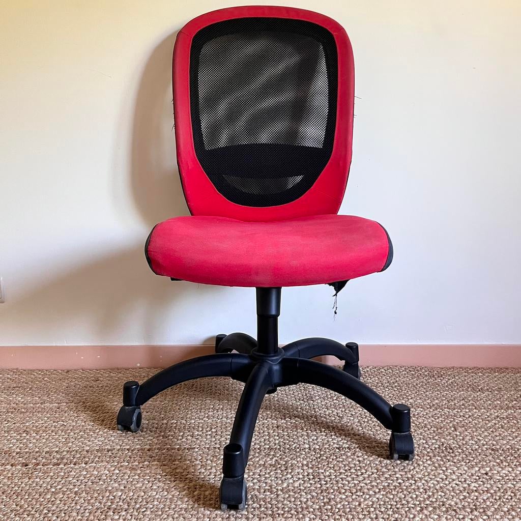 Chaise de bureau à roulettes confortable&réglable – bon état, Maison & Meubles, Rouge, Enlèvement, Utilisé, Chaise de bureau