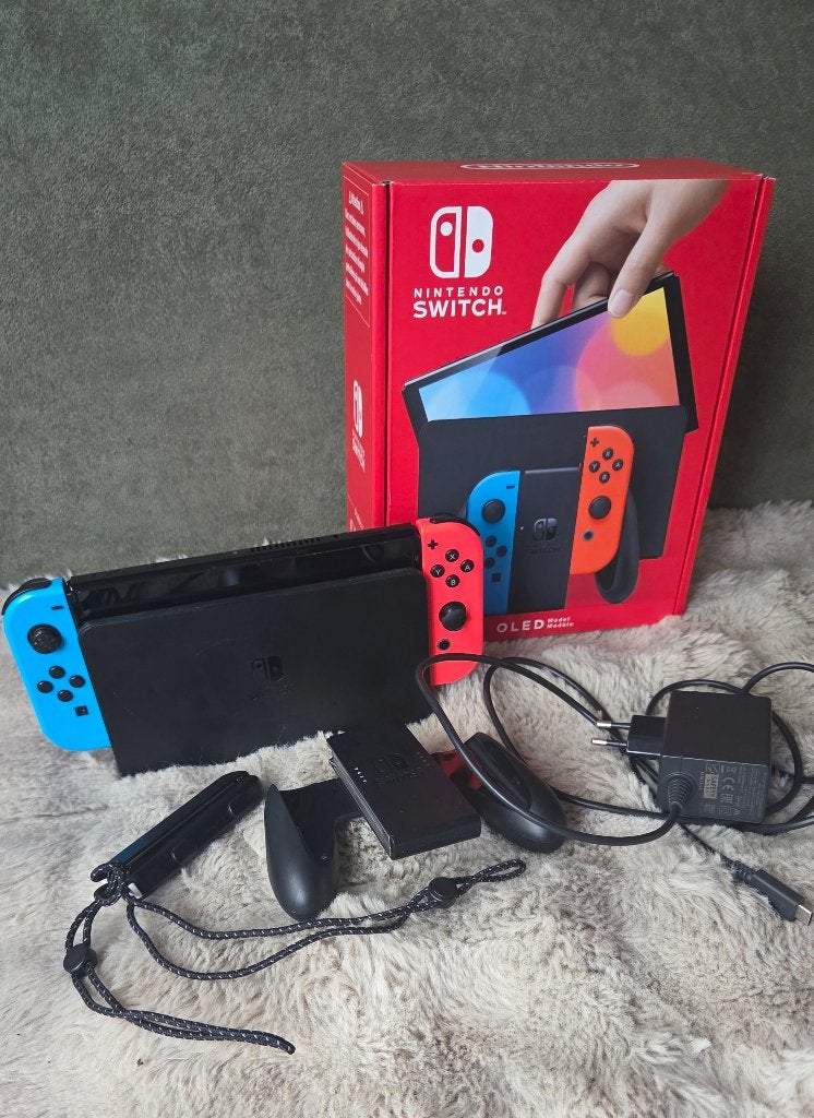 Switch Oled, Switch OLED, Met 2 controllers, Ophalen of Verzenden, Gebruikt