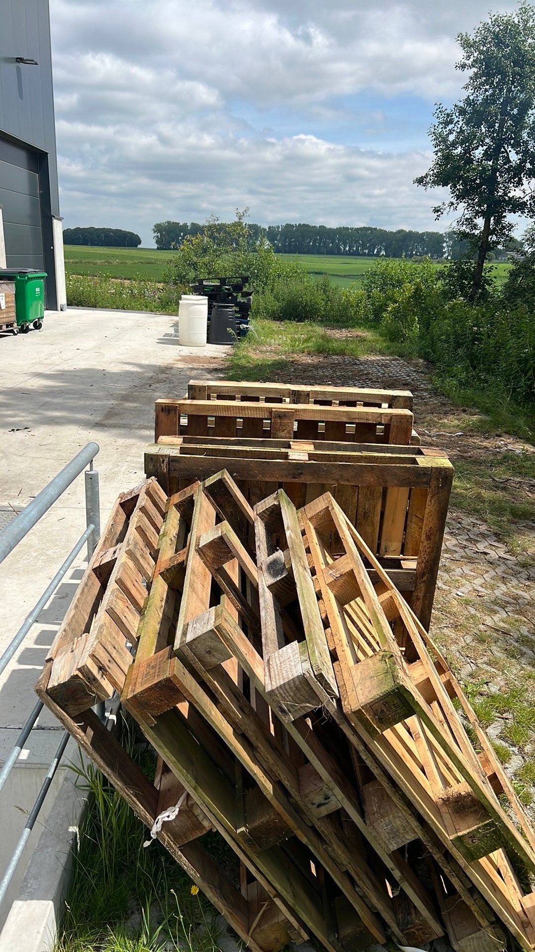 Palettes en bois à donner, Bricolage & Construction, Bois & Planches, Enlèvement, Utilisé, Palette