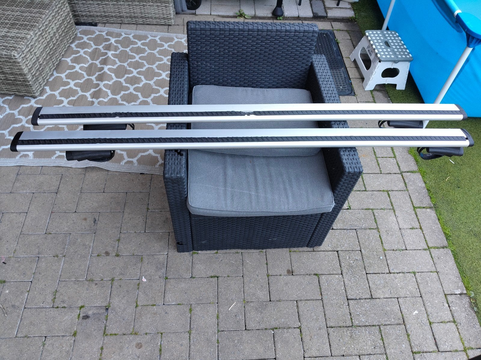 Dakdragers van Peugeot voor alle auto's open dakrails 1m50cm, Auto diversen, Dakdragers, Ophalen