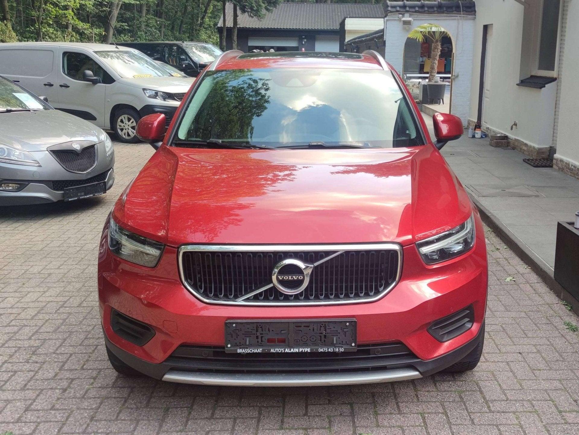Volvo XC40 XC40 1.5 T3 Momentum Pro Geartronic FULL / NIEUWS, Auto's, Automaat, Gebruikt, Bedrijf, 5 zetels