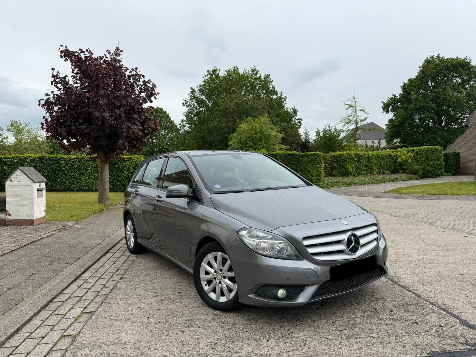 Mercedes B-Klasse Automatique, Essence, Autos, Argent ou Gris, Achat, Euro 6, Entretenue par le concessionnaire
