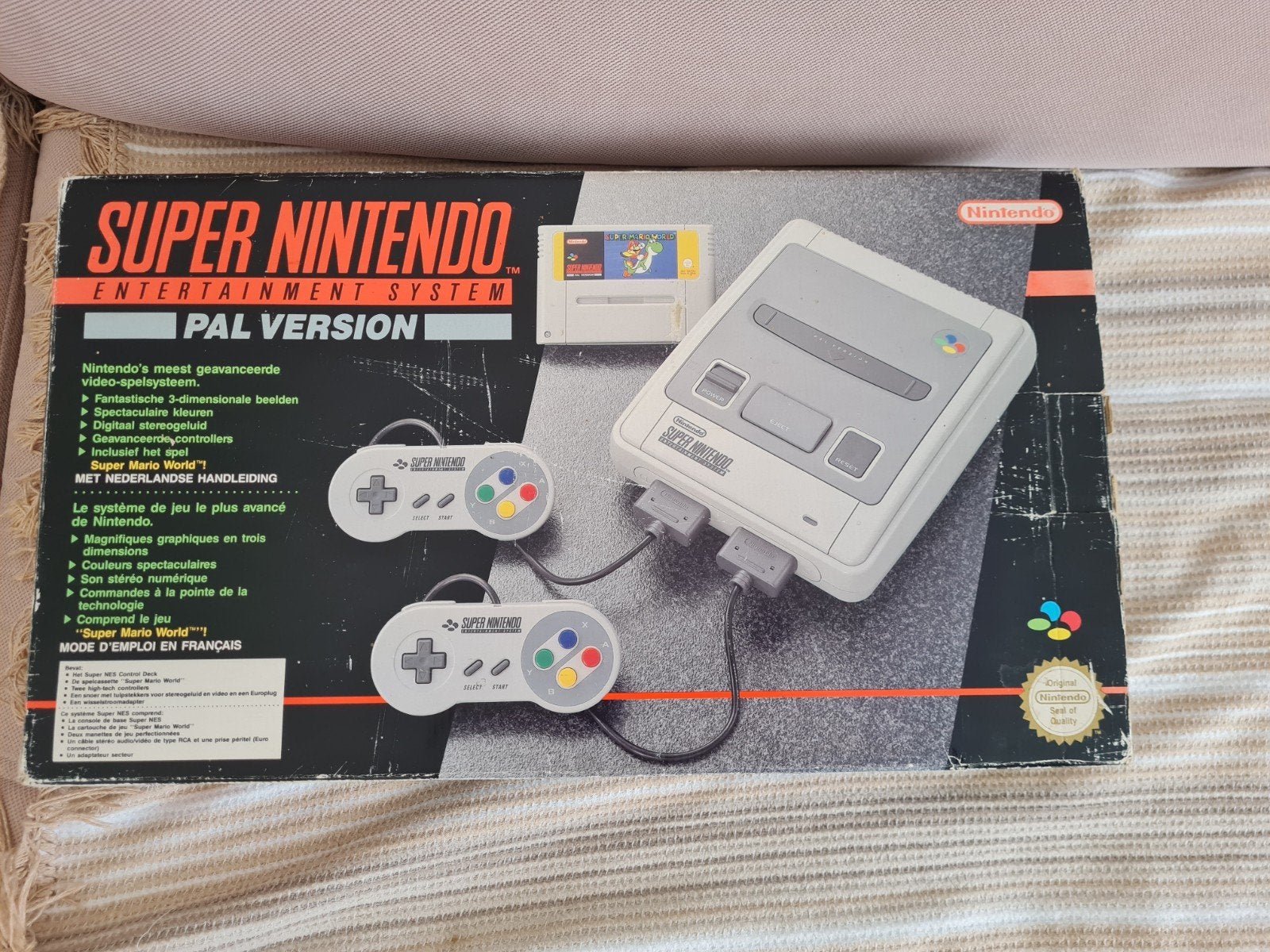 1 console super nintendo en boite, Consoles de jeu & Jeux vidéo, Consoles de jeu | Nintendo Super NES