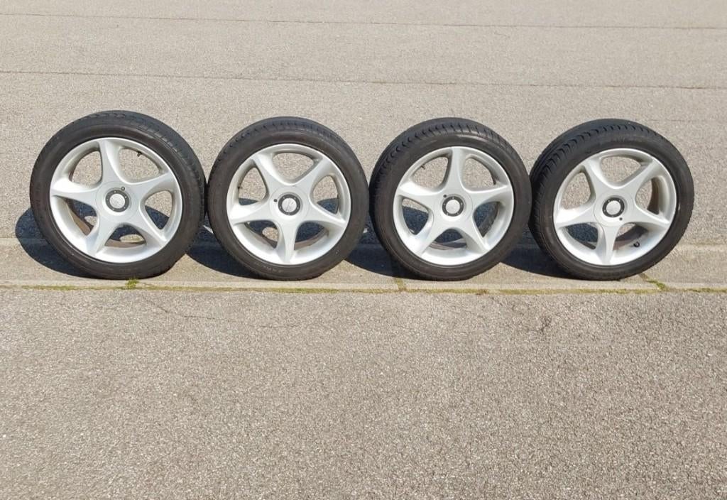 Belles jantes alu pour Opel avec des pneus été 235/45-17, Ophalen, Gebruikt, Banden en Velgen, 17 inch