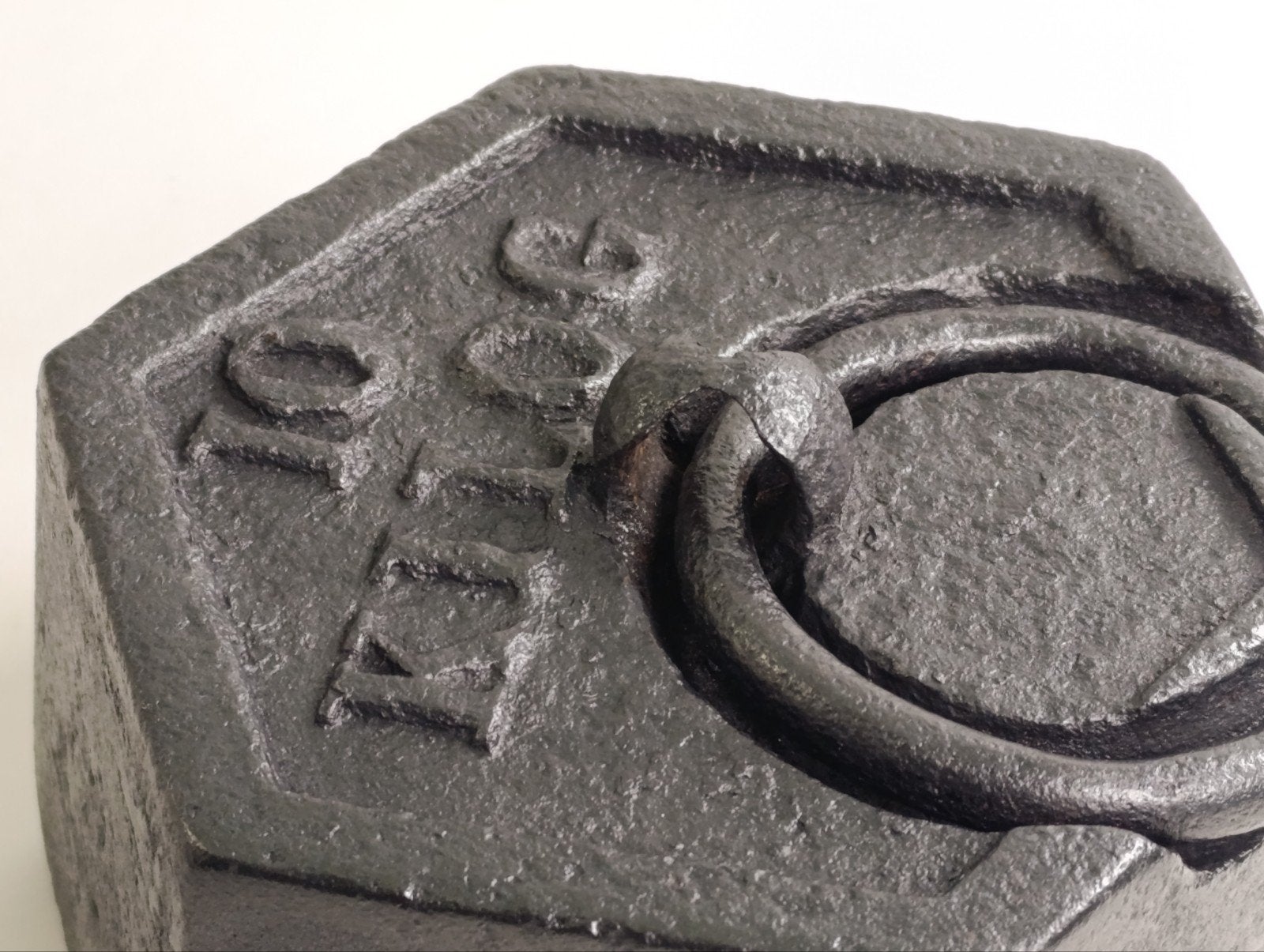 Antique et authentique, fonte lourde, poids de 10 kg, Antiquités & Art, Enlèvement ou Envoi