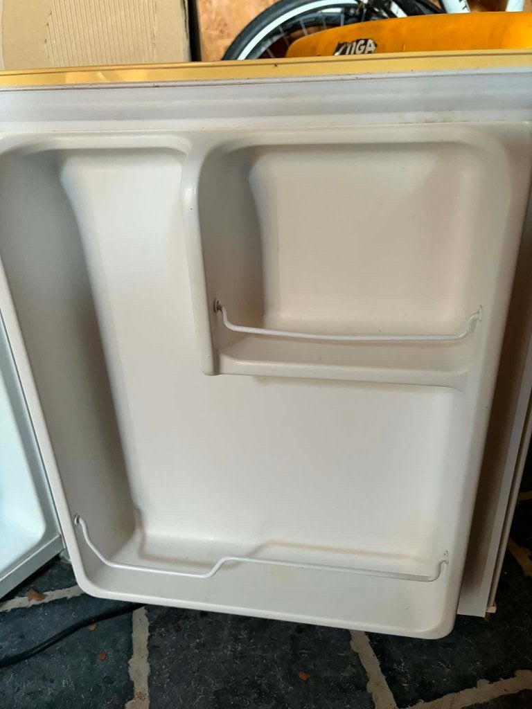 Koelkast, Ophalen, Gebruikt, Minder dan 85 cm, Minder dan 75 liter