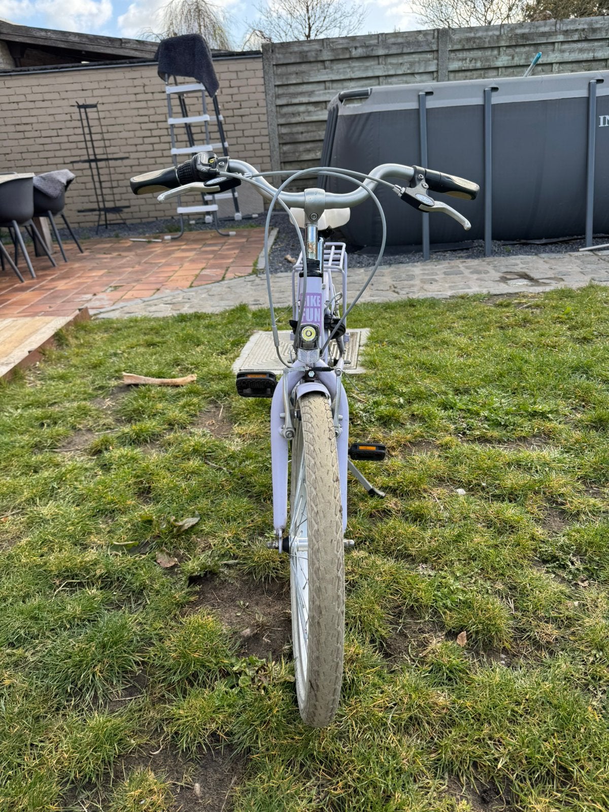22 inch meisjes fiets lots of love, Enlèvement, Comme neuf