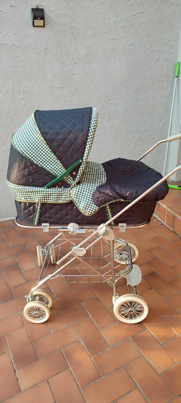 Kinderwagen/kinderwagen Jamic, Ophalen