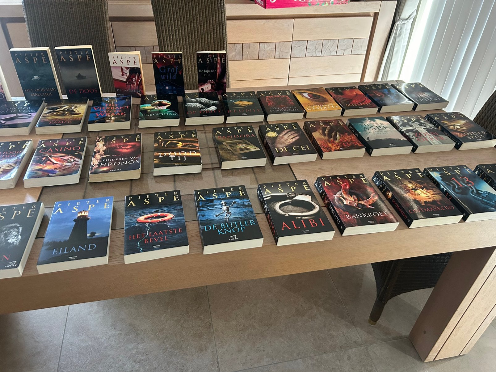 Aspe boeken, Enlèvement