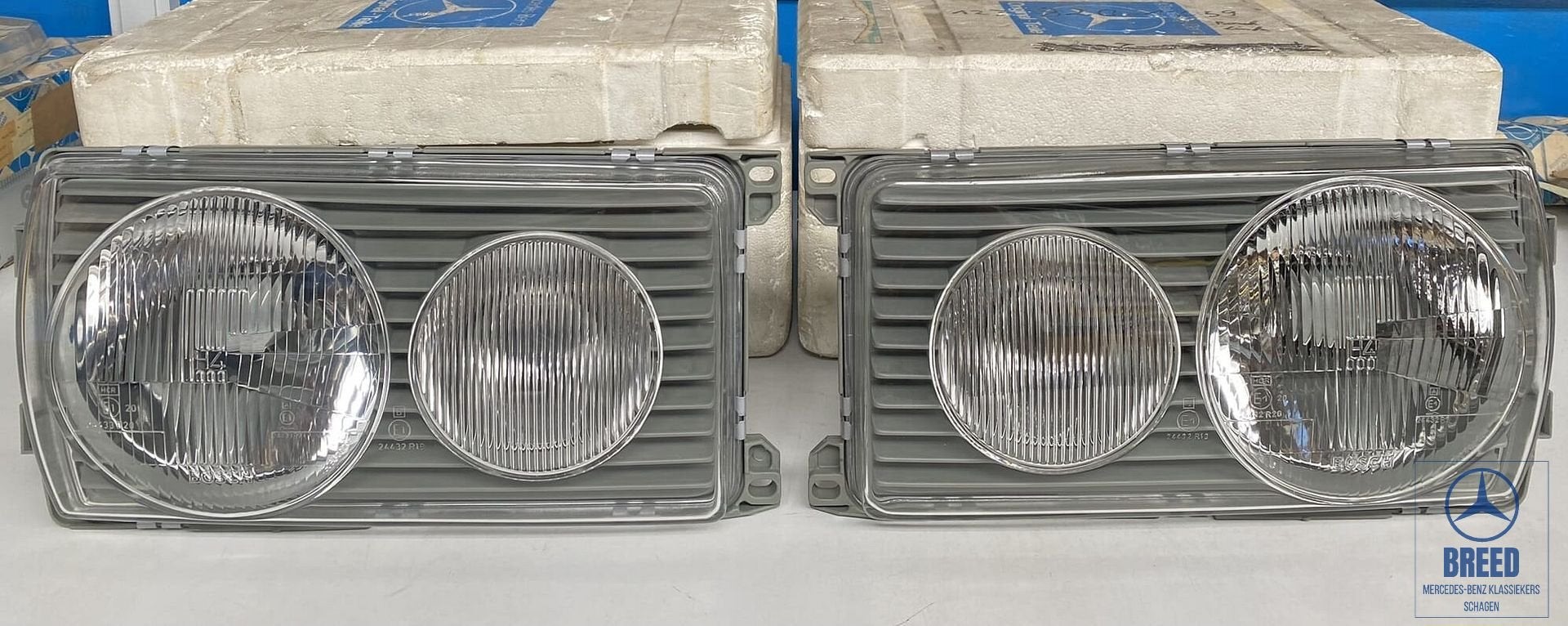 NOS set koplampen Bosch H4 L+R voor Mercedes-Benz W123, Neuf, -, -, Enlèvement ou Envoi