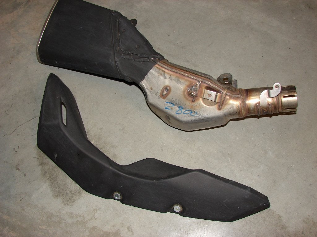 Kawasaki Z800 2013-2015 Silencieux origine état impec, Motos, Accessoires | Autre, Enlèvement, Comme neuf