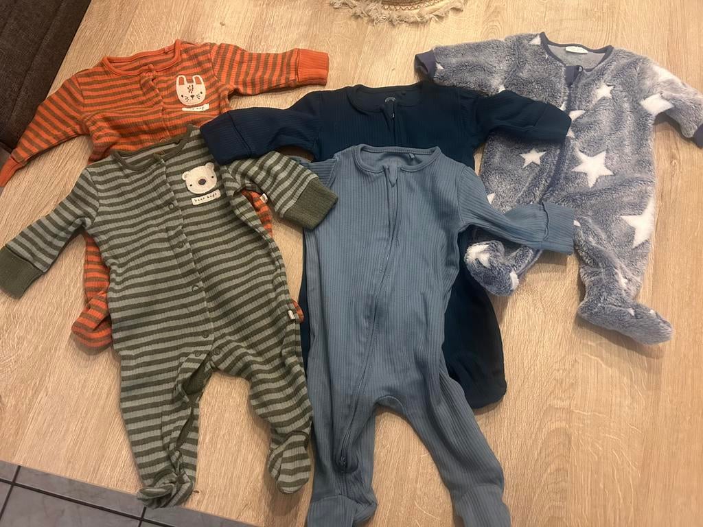 Babyjongenskleding 0-3 maanden, Ophalen, Zo goed als nieuw
