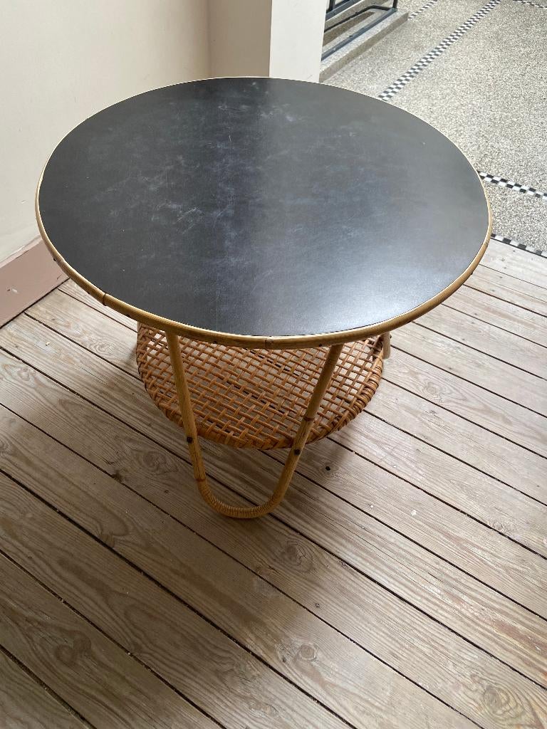 Vintage rotan tafeltje met zwart blad, Ophalen, Gebruikt, Rond