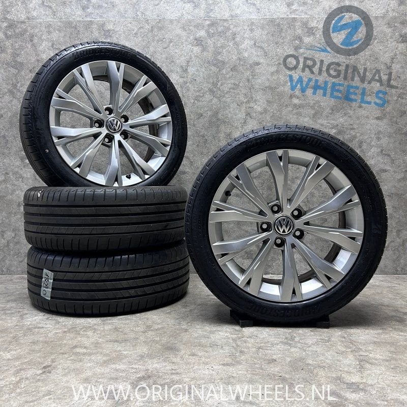 17 inch Montana velgen + zomerbanden Volkswagen Golf, Autos : Pièces & Accessoires, Pneus et Jantes, Pneus été, -, 17 pouces
