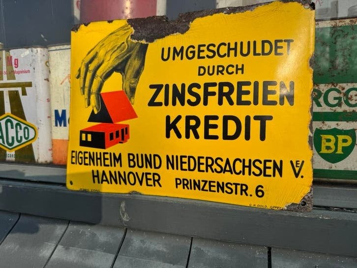 Vintage Emaille Reclamebord: Zinsfreien Kredit Hannover, Antiek en Kunst