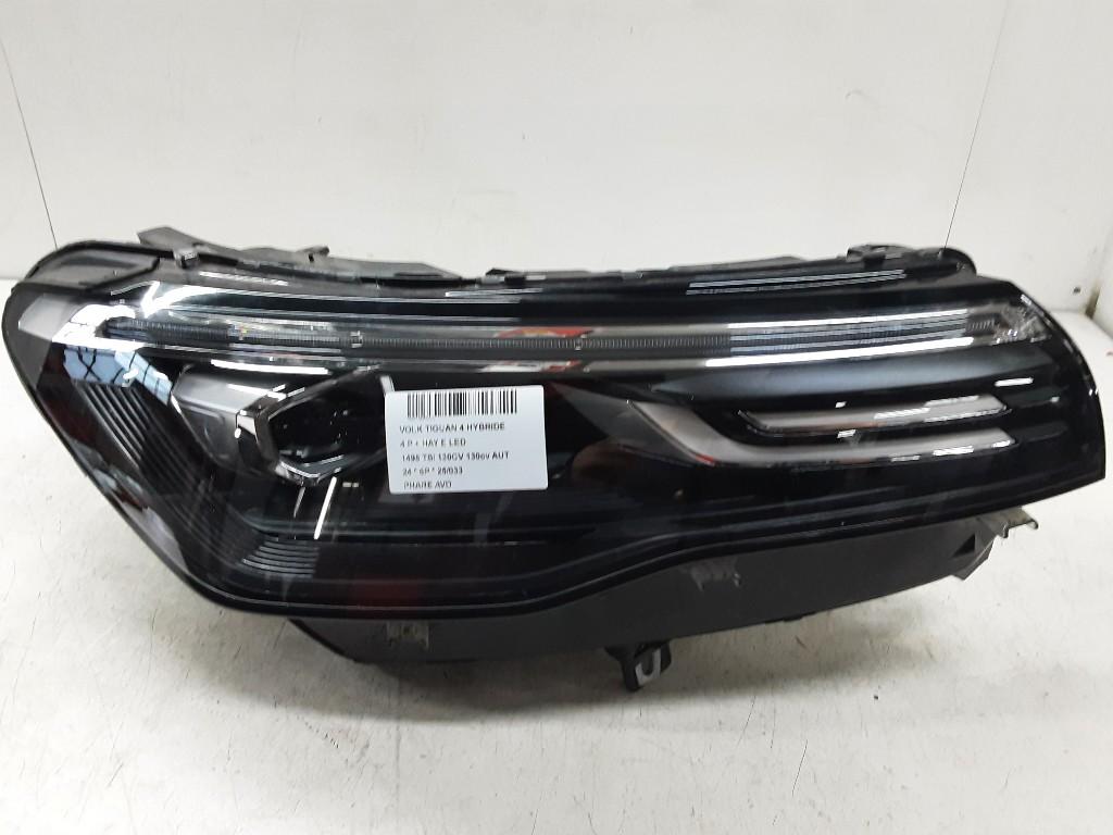 PHARE / OPTIQUE AVANT DROIT Tiguan (CT1) (571941006B), Autos : Pièces & Accessoires, Éclairage, Volkswagen, Mevr. I. Hauben, Utilisé