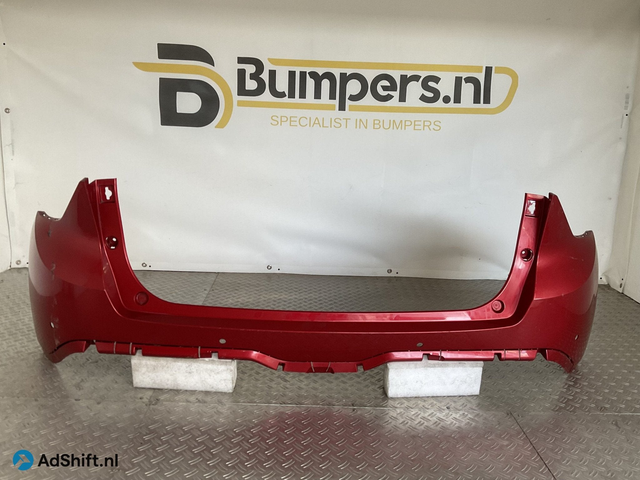 Bumper MG MG4 EV 22-24 p11135781 EH320002 Achterbumper F5-16, Bumper