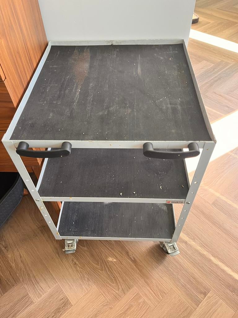Würth werkkar / rolwagen met 3 niveaus, Ophalen, Zo goed als nieuw