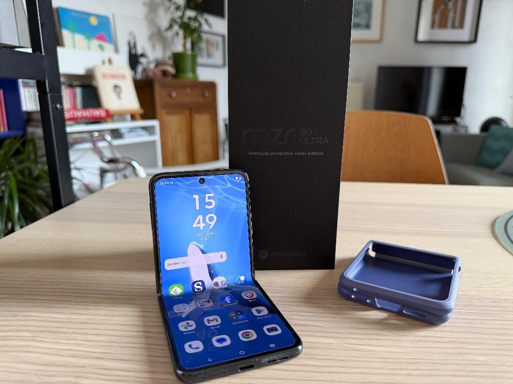 Motorola Razr 50 Ultra 512 Go, Télécoms, À clapet, Comme neuf, Enlèvement, Sans abonnement